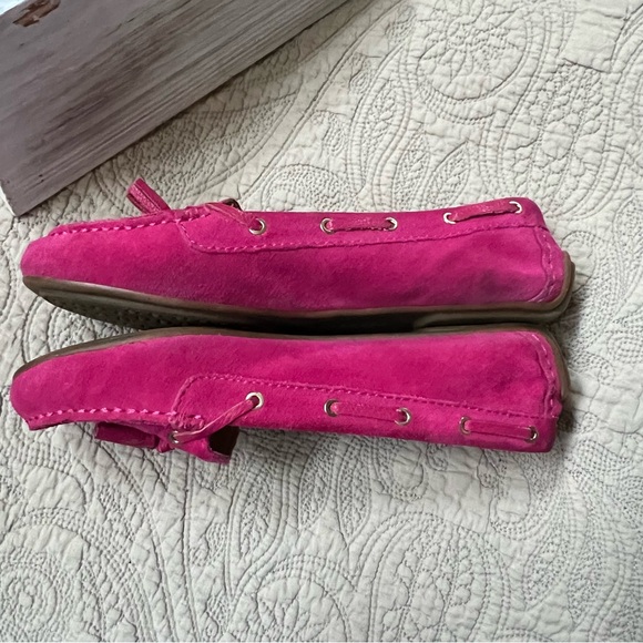 Talbots Women's Pink Suede Driving Mocs - Picture 5 of 9